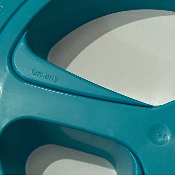 Blue Portion Control Food Divider - Picture 5 of 6